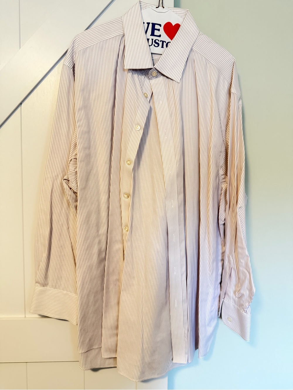 Charles Tyrwhitt White Dress Shirt with Thin Purple Stripes
